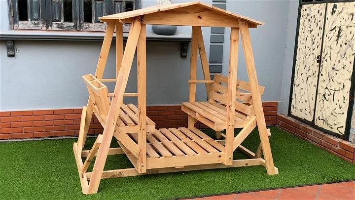 Double Lawn Swings From Pallets