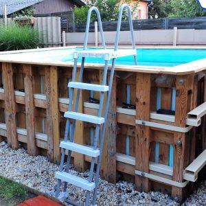 15 DIY Pallet Pool Ideas That You Can Build at $0 - Blitsy