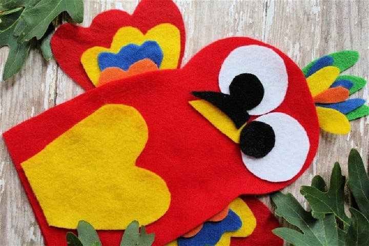 Felt Parrot Puppet Craft