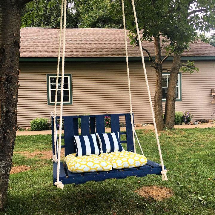 Free Pallet Swing