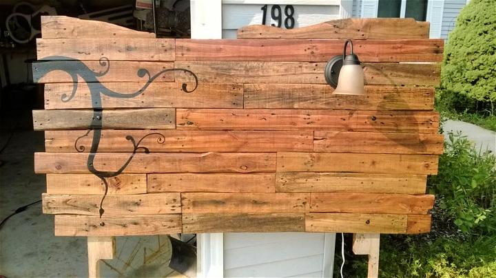 Headboard From Wooden Pallets