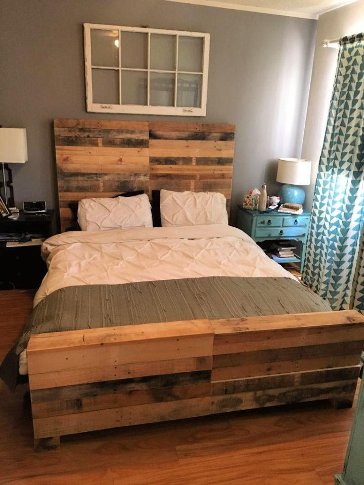 Headboard Out Of Pallets