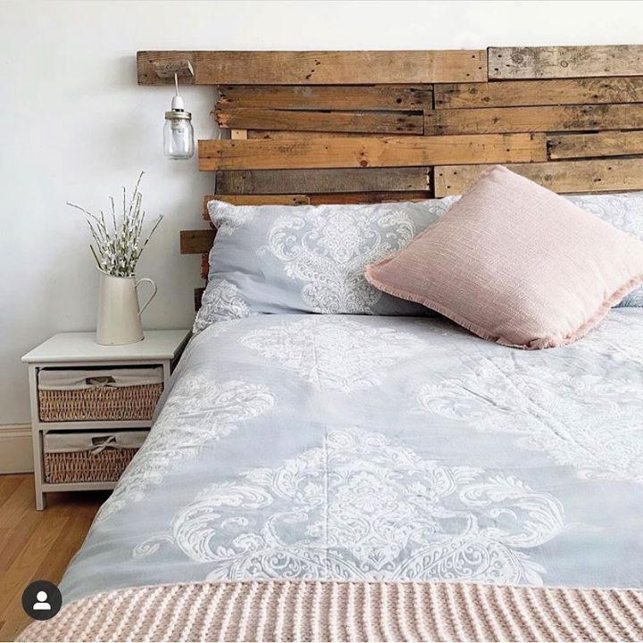 Homemade Pallet Headboard