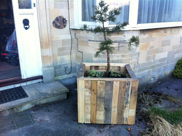 How To Build A Pallet Planter