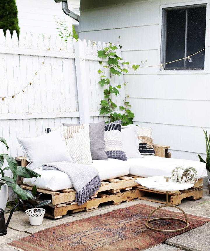 How To Make Pallet Couch