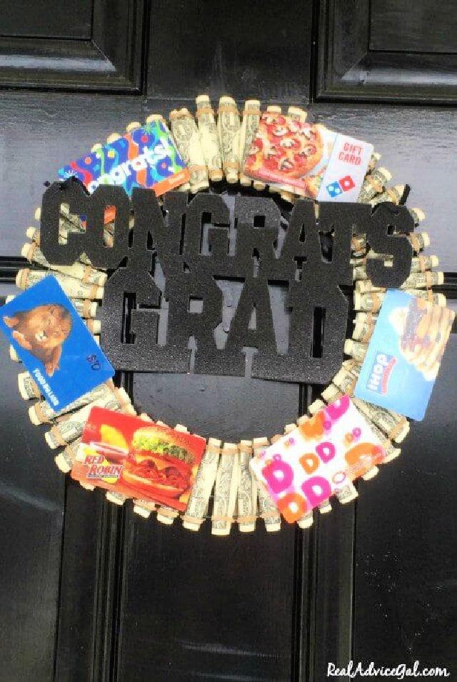 Make a Graduation Wreath