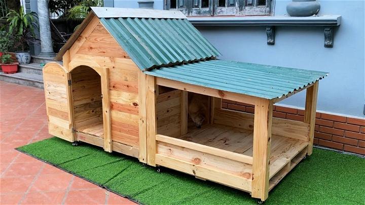 Pallet Dog House For Winter