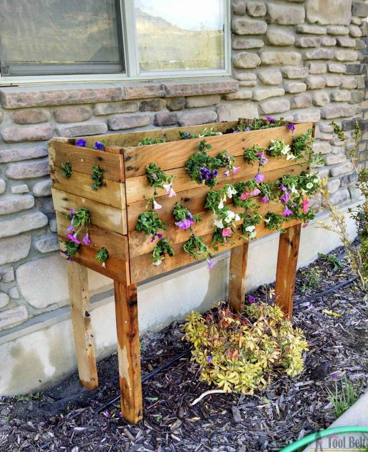 Pallet Planter Box For Cascading Flowers