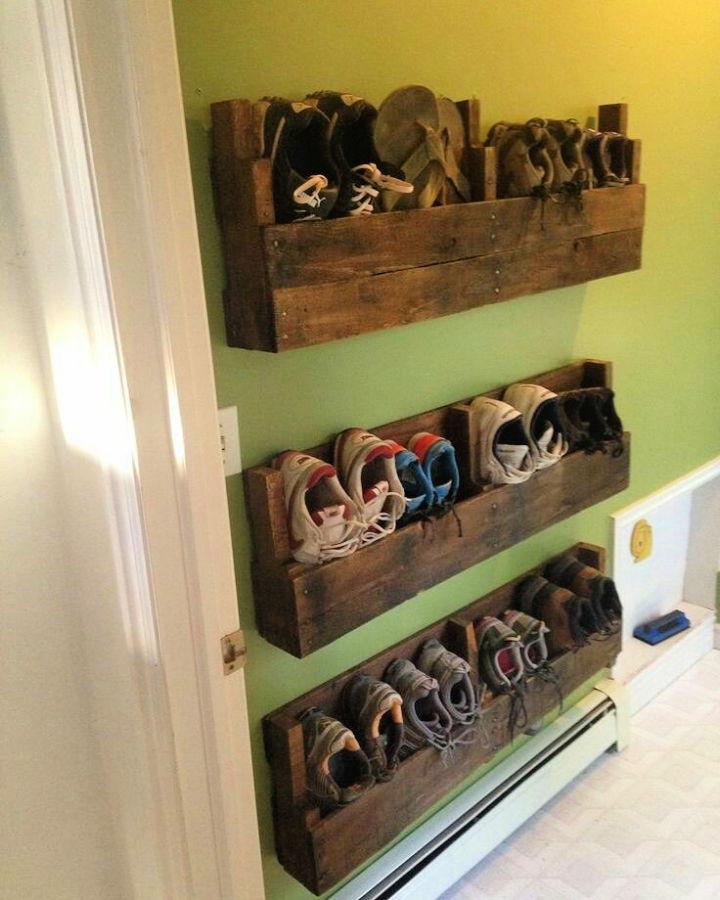 Pallet Shoe Shelf