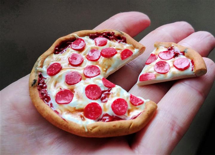 Polymer Clay Pizza Crafting