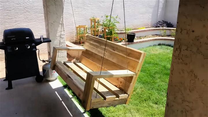 Porch Swing From Old Pallet Wood