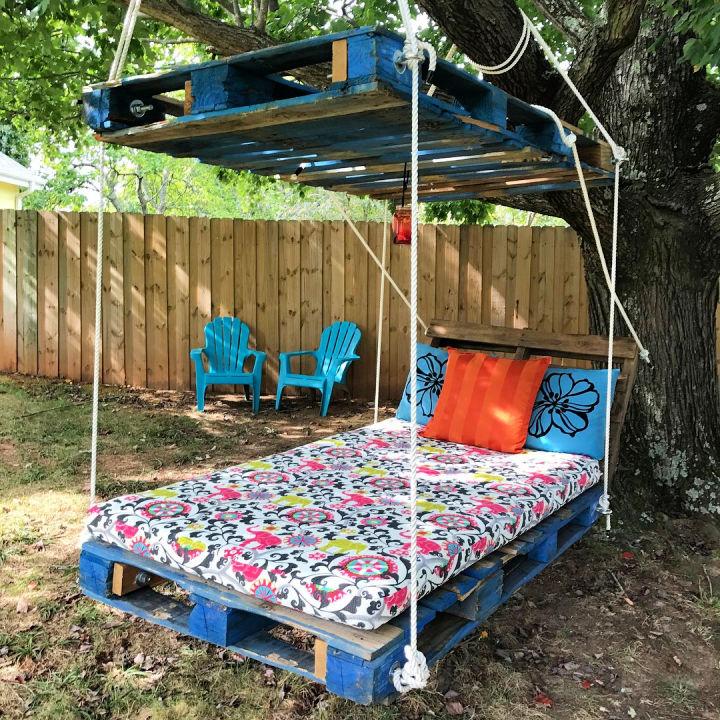Recycled Pallet Swing