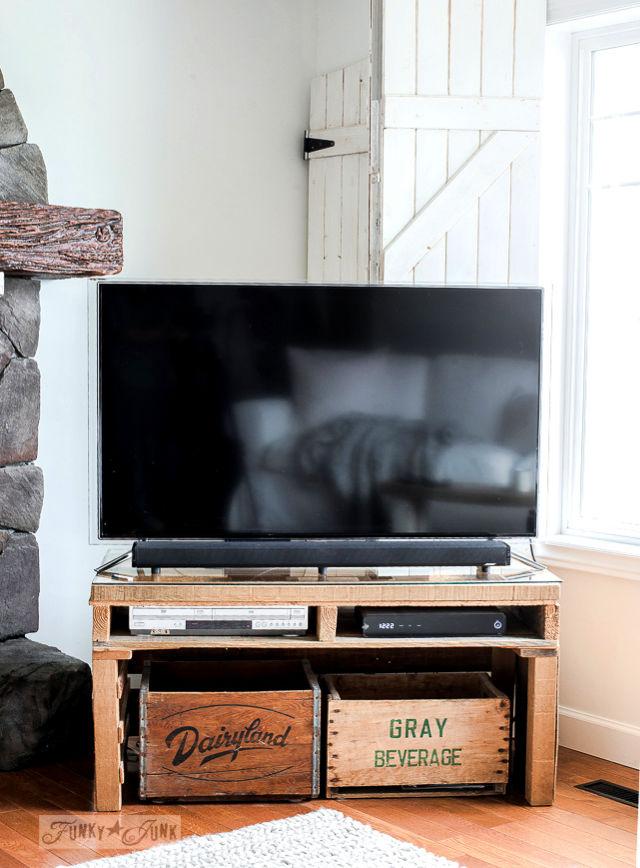 Rustic TV Stand From A Pallet