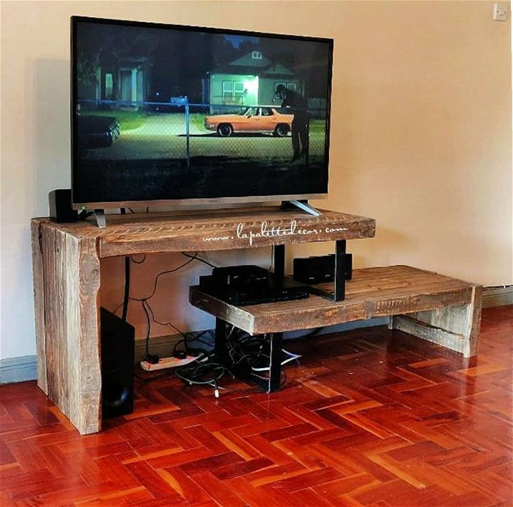 TV Stand Out Of Pallets