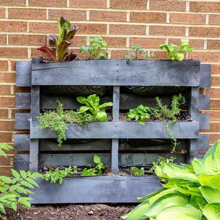 Turn A Pallet Into A Planter