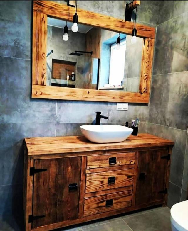Vintage Pallet Bathroom Vanity