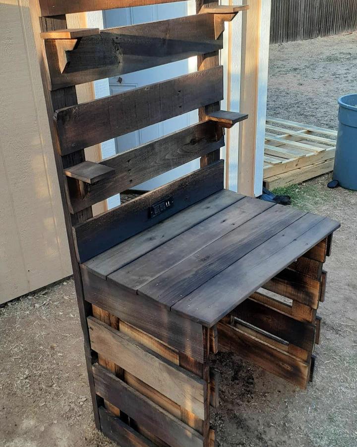 Wooden Pallet Vanity