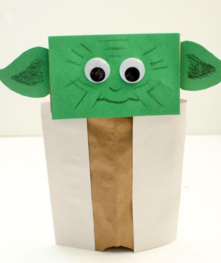 Marioneta de bolsa de papel de Yoda